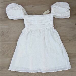 Abercrombie Women’s White Puff-Sleeve Dress Size Small